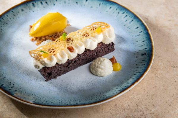 Brownie fehércsoki-krémmel