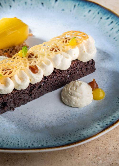Brownie fehércsoki-krémmel